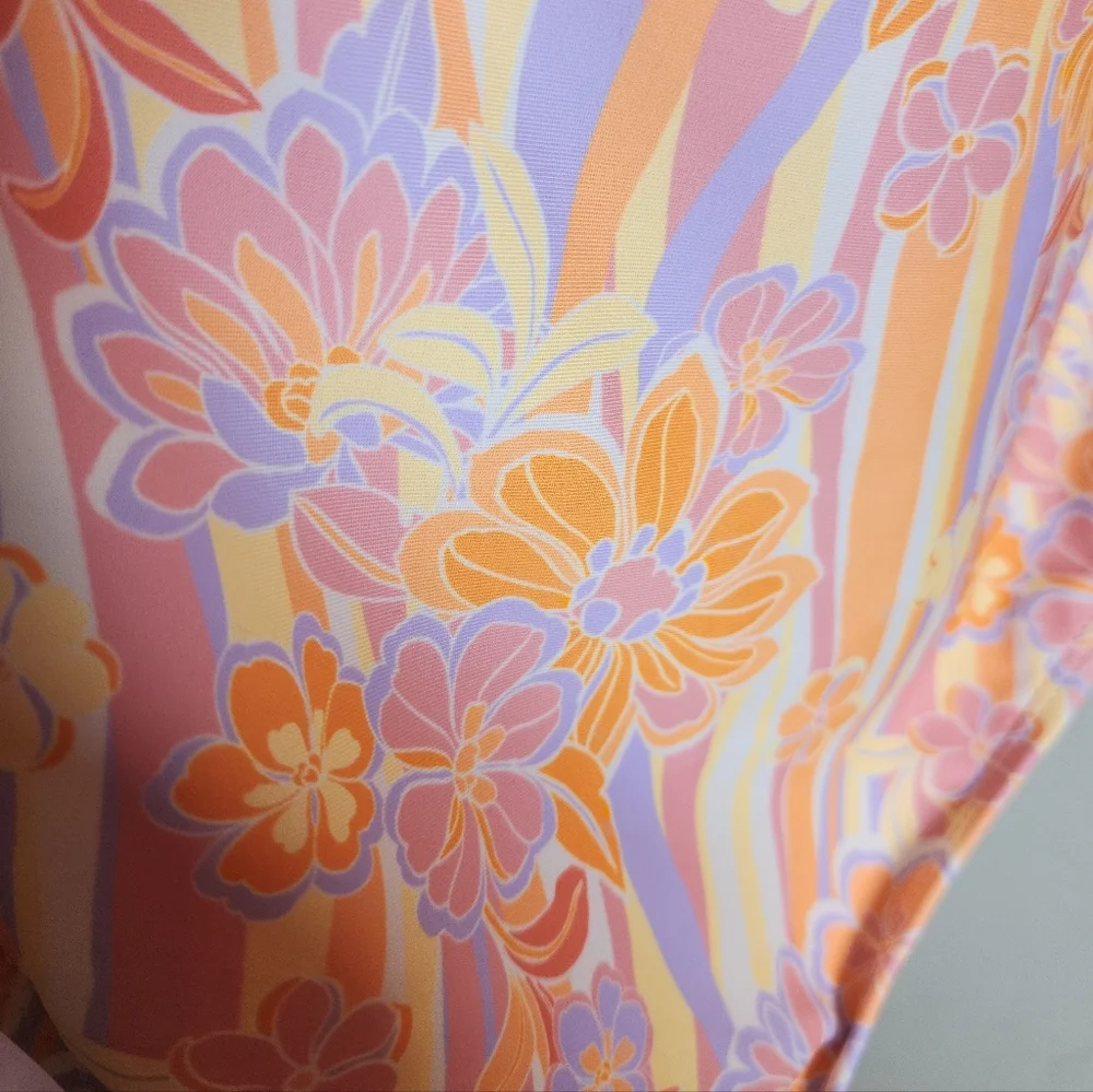 NWT OP Long Sleeve‎ One Piece Cutout Swimsuit Pink Orange Purple Floral Large